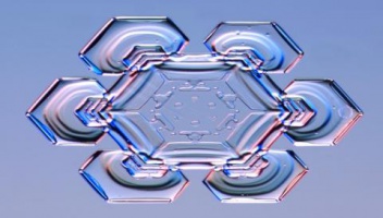 SnowflakeChromeBG